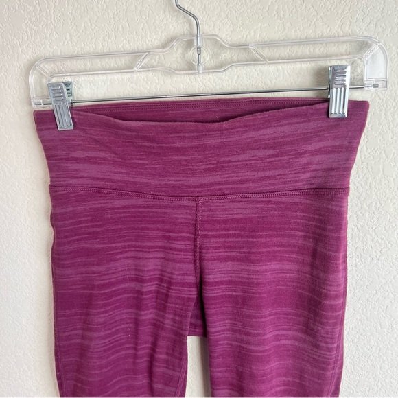Xersion Heathered Mauve Fitted Ankle Twist Full Length Leggings - Picture 9 of 10